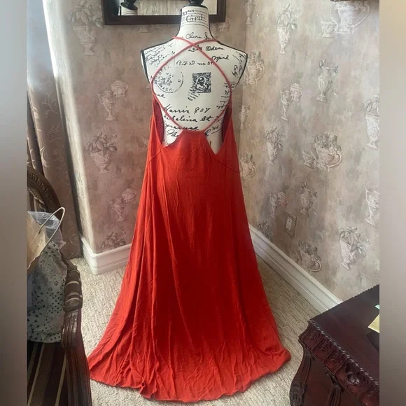 FREE PEOPLE CROSS BACK MAXI DRESS MEDIUM AND LARGE RED BRICK - Picture 6 of 6